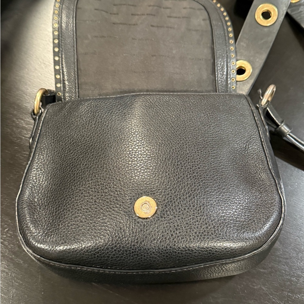 Michael Kors Brooklyn Black Gold Grommet Saddlebag Crossbody Purse Small - Picture 10 of 16